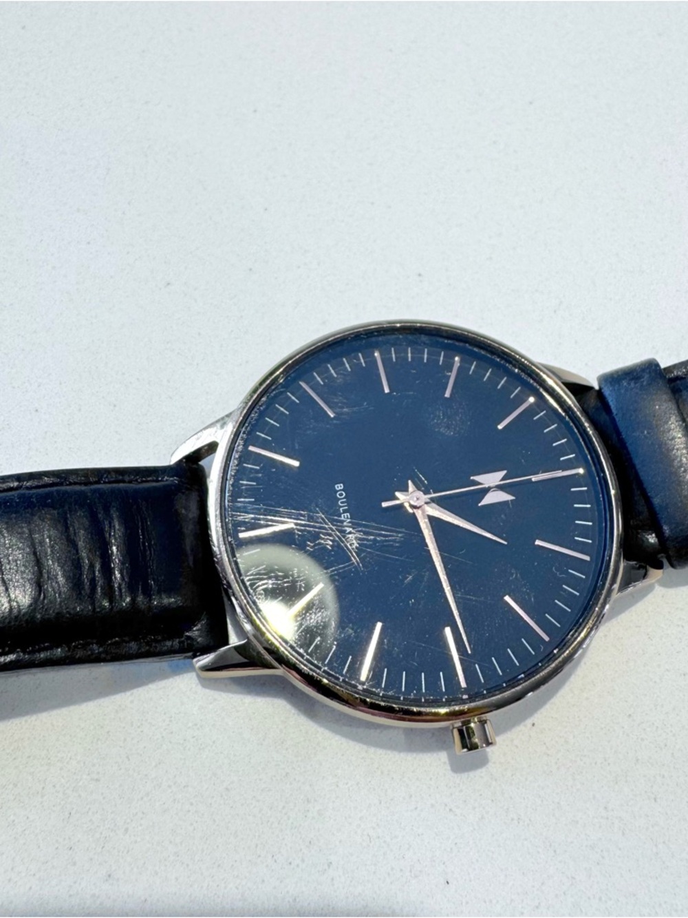 🛍️4 for 20$ / MVMT Minimalist Dial Watch Leather Strap / Black - Picture 5 of 9